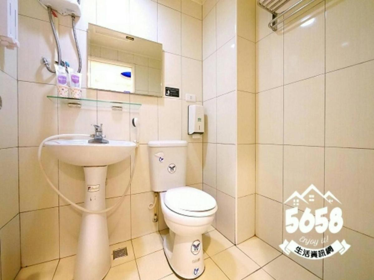 דירות טאיצ'ונג 逢甲nu House מראה חיצוני תמונה