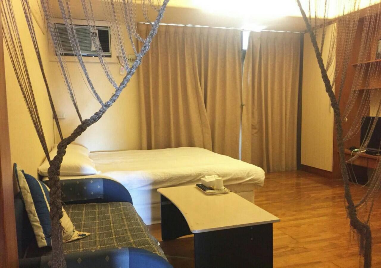 דירות טאיצ'ונג 逢甲nu House מראה חיצוני תמונה